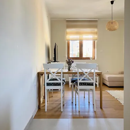 Don Balkan. Oliva Apartment *
